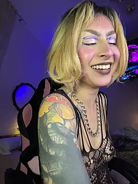 CinamoonnのライブXXXチャット