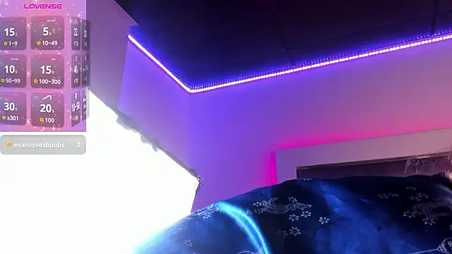 adhalee_js: онлайн-секс-чат