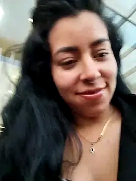 Chat XXX en directo de Luianna