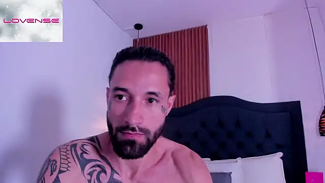 Hisoka_011 Live XXX-chat