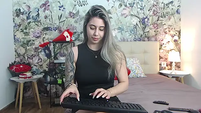 RoseDiamond06 live XXX chat