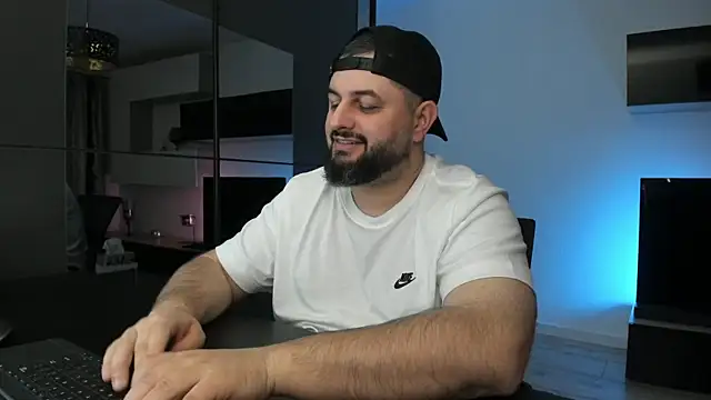 Онлайн чат XXX DravenPeak