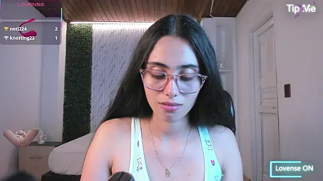 sofiapalacioss' Live XXX Chat