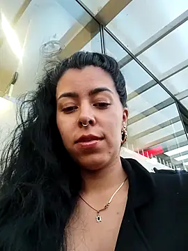 Luianna's Live XXX Chat