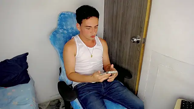 Вебкам-шоу Mathias_twinkk