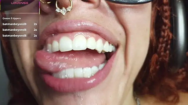 bri_von_dhara__'s Webcam Show