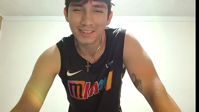 ChicoMaloFfF live XXX chat