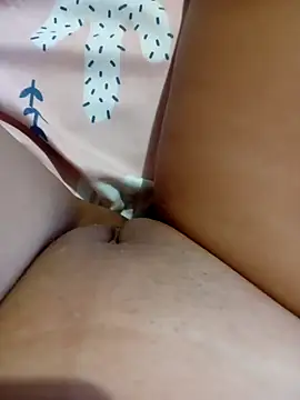 Khaleyssi 现场XXX聊天