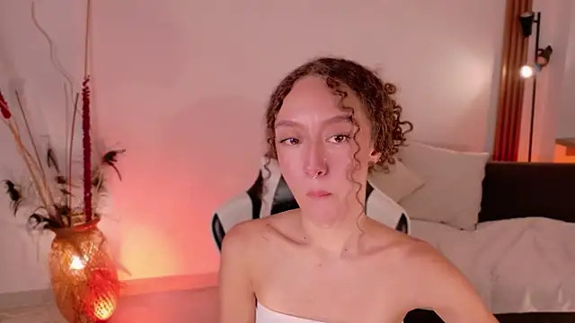 ChloeMoreti: απευθείας συνομιλία ΧΧΧ