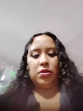 Chat XXX en directo de You-sexy-starr