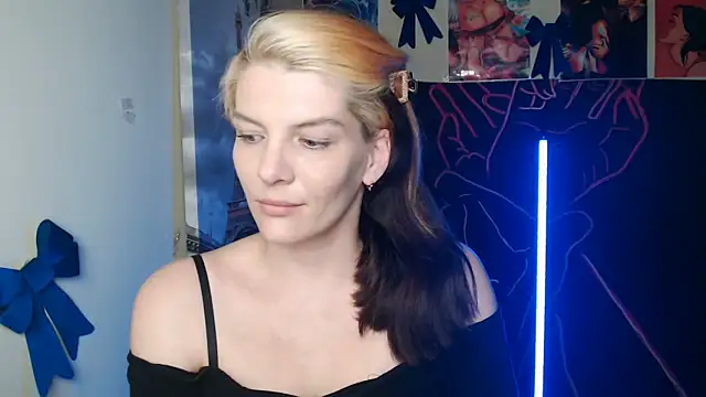 VanessaRey_: онлайн-секс-чат