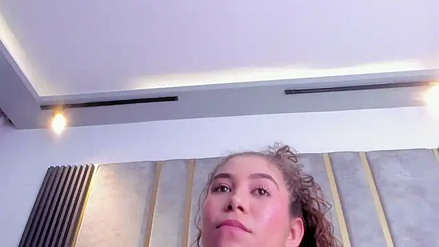 CamilaCastilloのウェブカメラショー