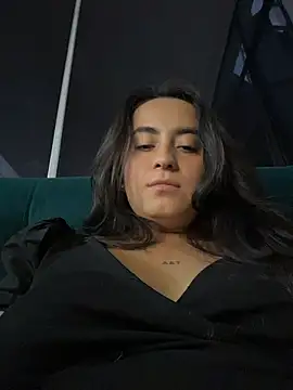 XXX chat uživo modela Antonella_Julieta