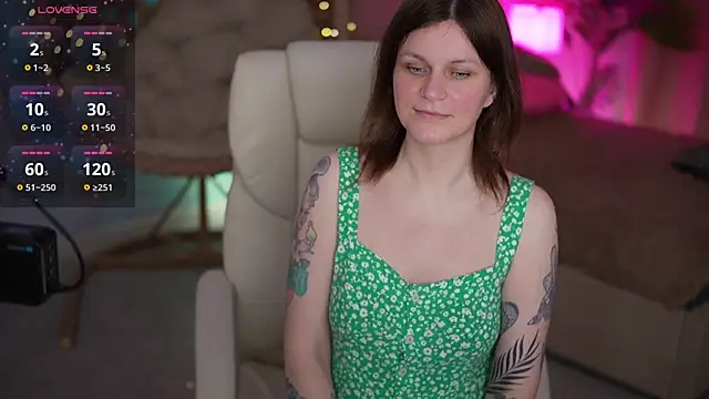 دردشة TinaMelt الجنسية المباشرة