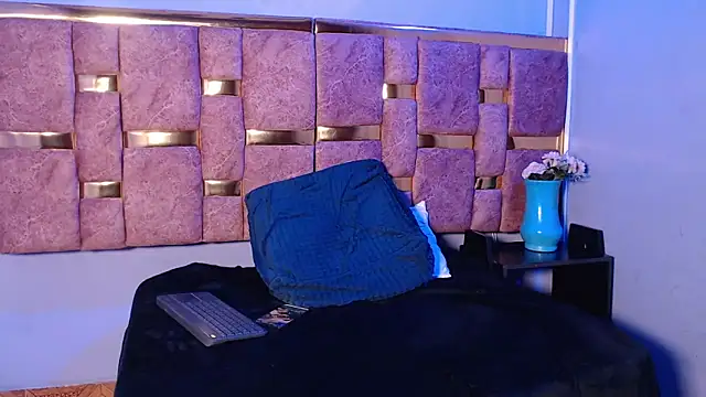 shantall_05 Live XXX-Chat