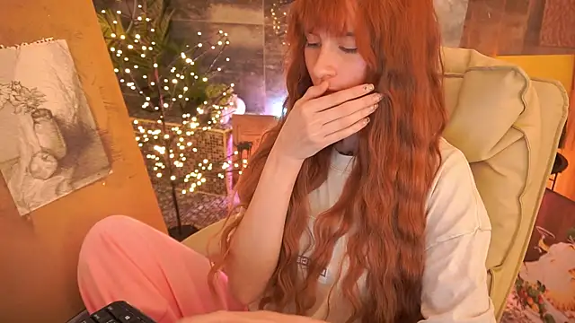 Nicol_Moonnn Webbikameraesitys