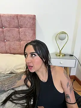 EmmyEvans1 Live XXX-chat