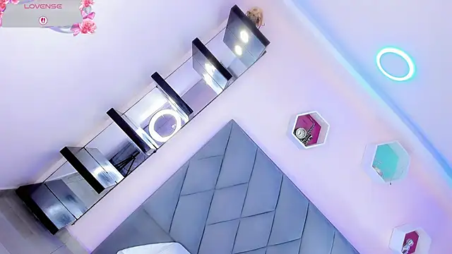 Онлайн чат XXX Amira_Ember