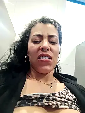 دردشة Luianna الجنسية المباشرة