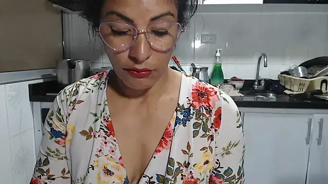 XXX chat uživo modela kateleyagrey