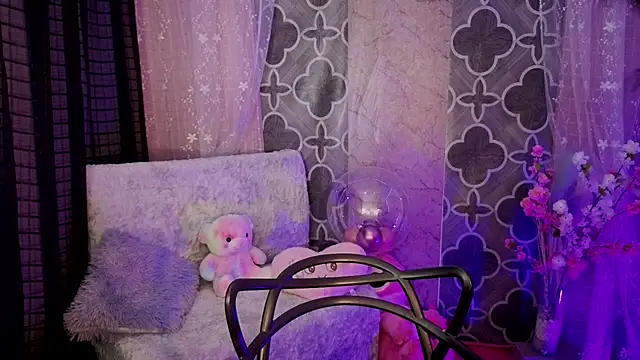 Kayleemorales Chat XXX live