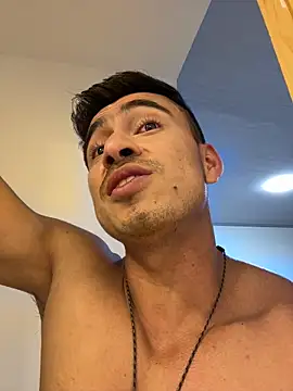 Chris_Clarck's Live XXX Chat