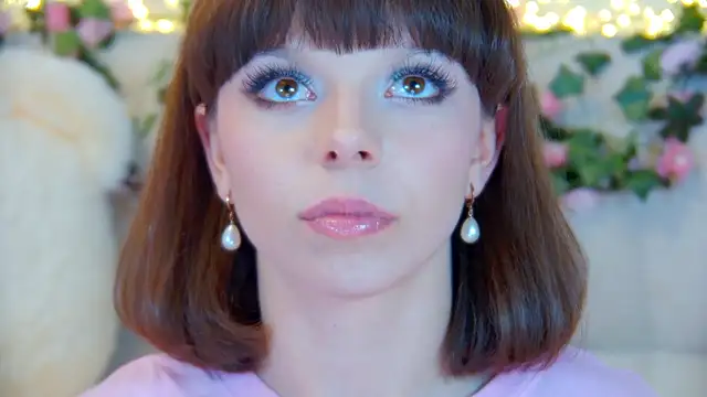 ElisabethDavis 现场XXX聊天