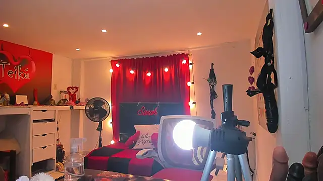 Sarah_teiku 即時 XXX 聊天