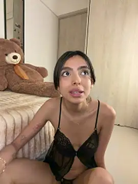 Chat XXX en directo de ZaraLuuv