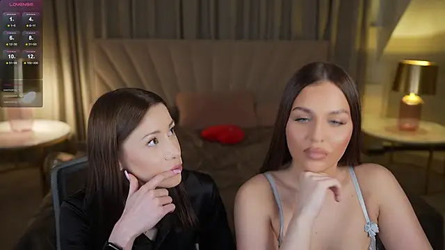 Selena_Glow Chat XXX in diretta