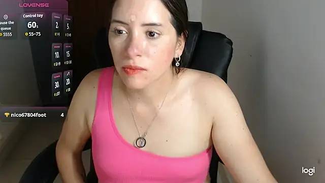 spicey_latina Chat XXX live