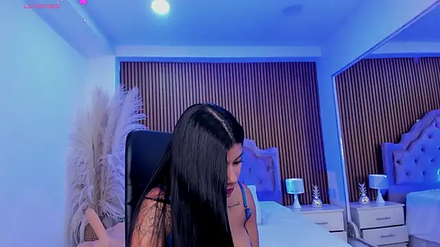 SelenaStonne 现场XXX聊天