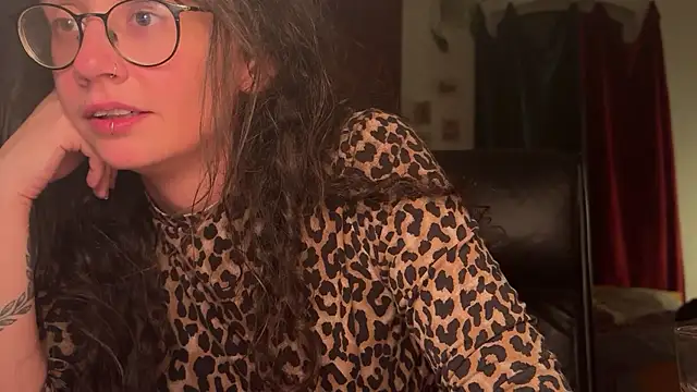 Chat +18 de nyxo_ ao vivo