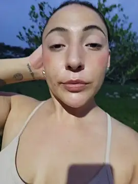 VickyHoult Live XXX-chat