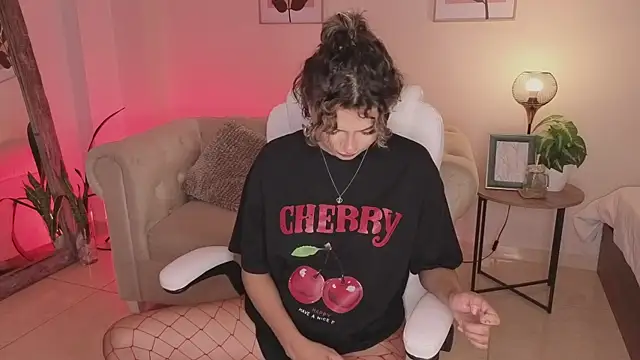 DahianaWalcott Adlı Modelin Canlı XXX Sohbeti