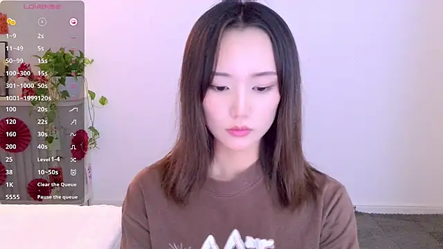 Nitamade79: онлайн-секс-чат