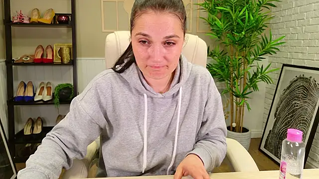 SelineSole 现场XXX聊天