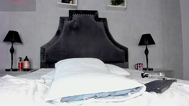 LiamDeep's Live XXX Chat