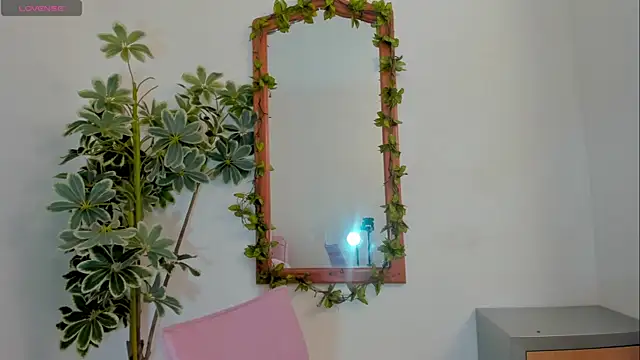 AfroditaVega_ 现场XXX聊天