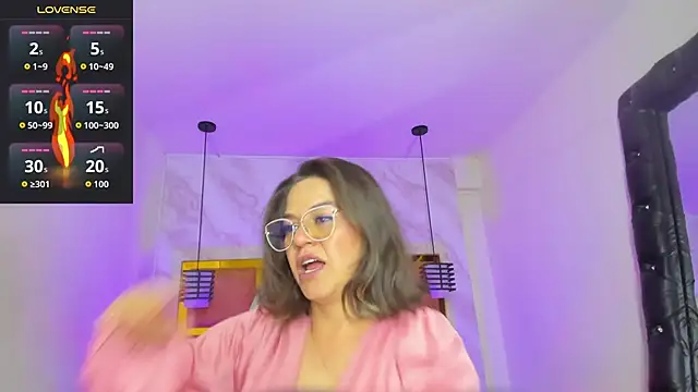 Luciifeer_ Live XXX-chat