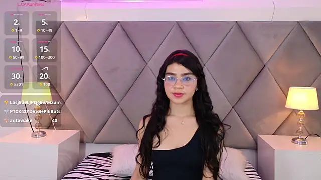 OliviaDiaz Pertunjukan Webcam