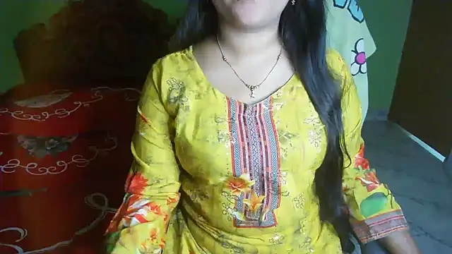 BengaliQueenStar's Live XXX Chat