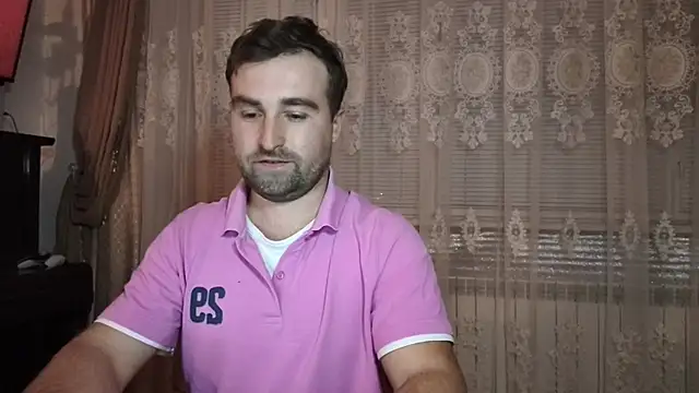 Pokazy przed kamerką – MoonDykun