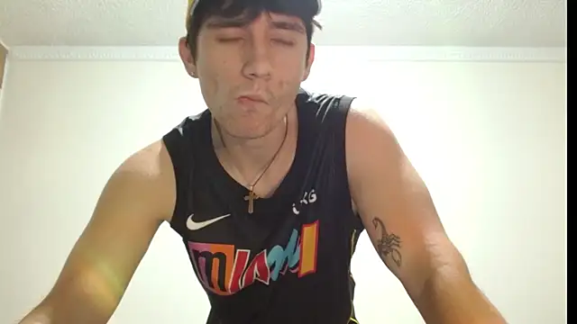 ChicoMaloFfF 라이브 XXX 채팅