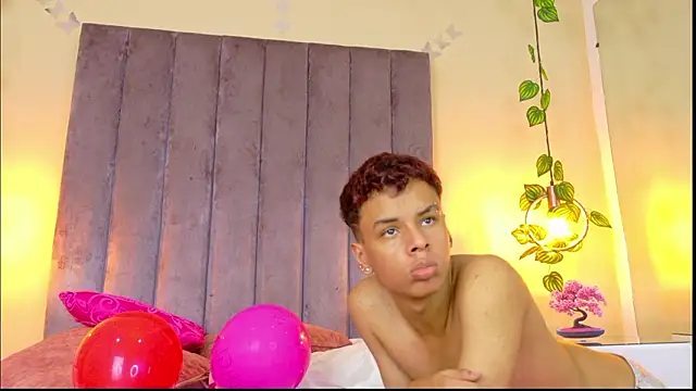 Xavier_Fox___のライブXXXチャット