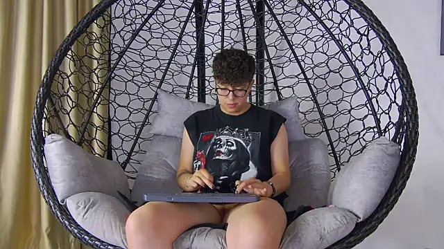 แชท XXX สดของ alex_noa