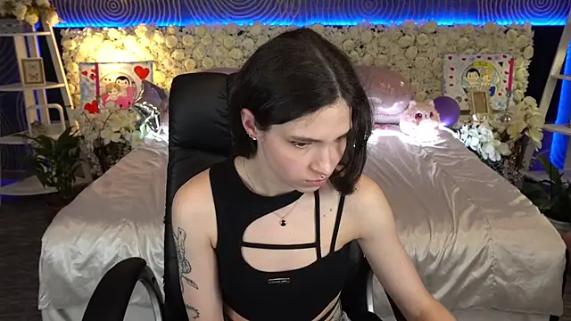 Онлайн чат XXX BabyFlowerr