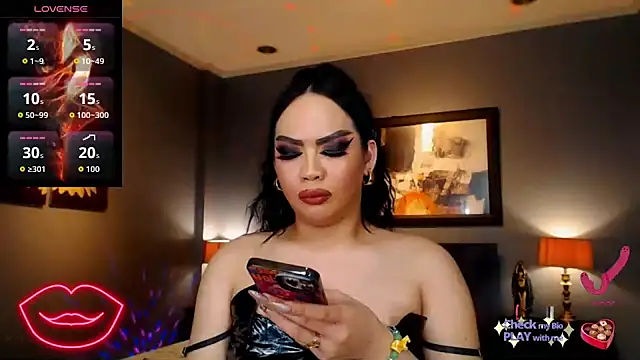 Онлайн чат XXX FridaHumphrey