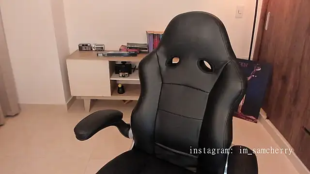 samantha_cherry 即時 XXX 聊天