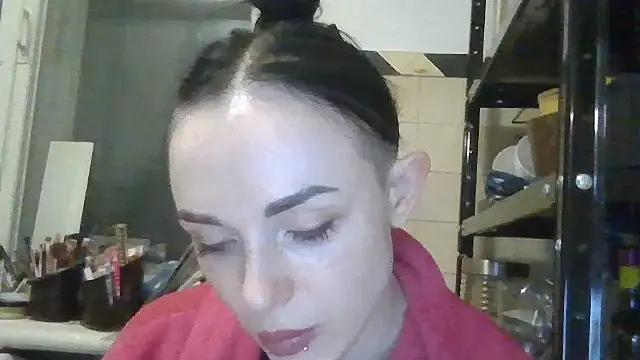 Trinsy_Love Chat XXX in diretta